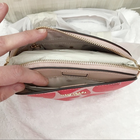 SOLD- DO NOT BUY- Kate Spade Dome Crossbody - Picture 4 of 8